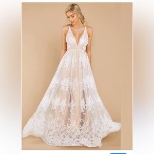 Promenade Maxi dress, size SMALL, by Luxxel. NEW WITH TAGS!